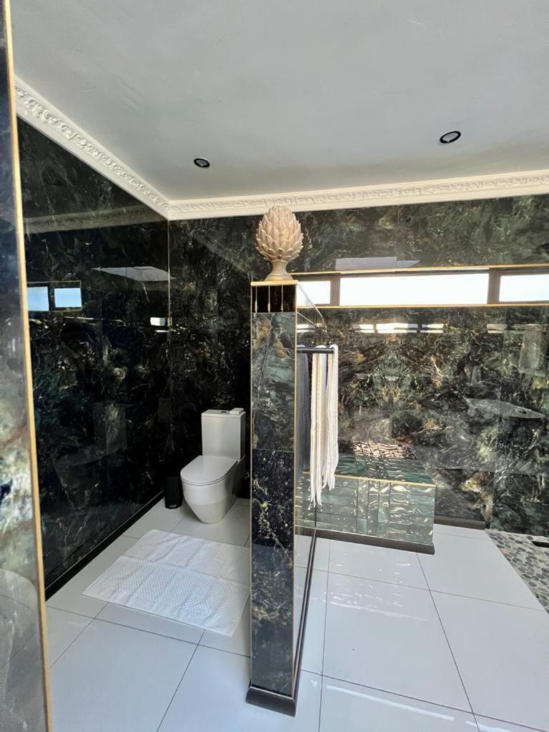 Forty 4 On Hoog Polokwane Exterior photo